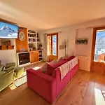 Atico Pena Blanca: Magnificas Vistas Al Valle Apartment