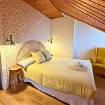 Atico Pena Blanca: Magnificas Vistas Al Valle Apartment *