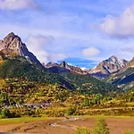 Apartment Atico Pena Blanca: Magnificas Vistas Al Valle Panticosa